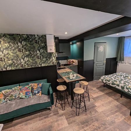 Appartement Verdoyant Au Bord Du Lac Leman Entre Evian Et Thonon Dans Une Villa Publier Exterior photo