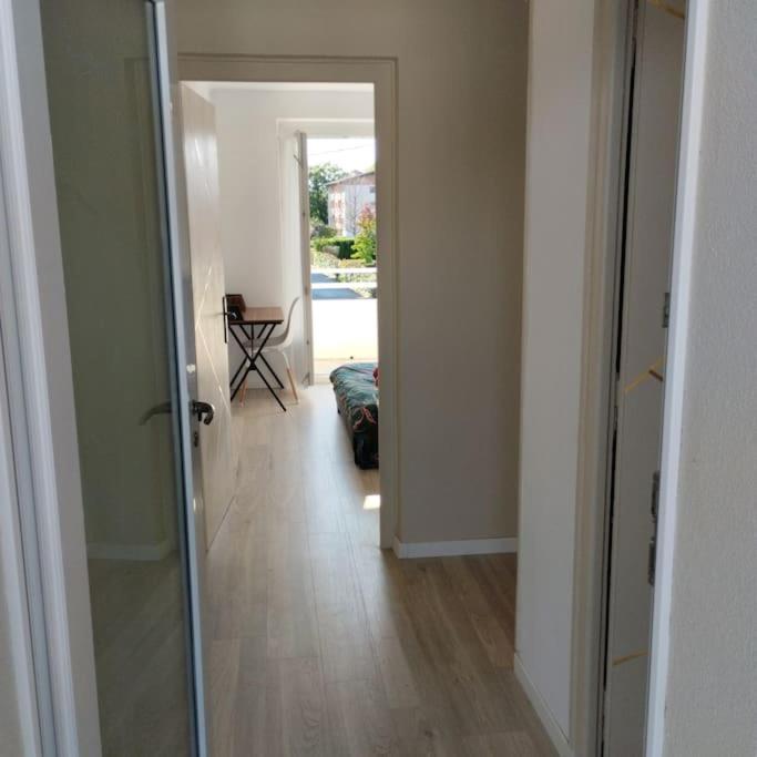 Appartement Verdoyant Au Bord Du Lac Leman Entre Evian Et Thonon Dans Une Villa Publier Exterior photo