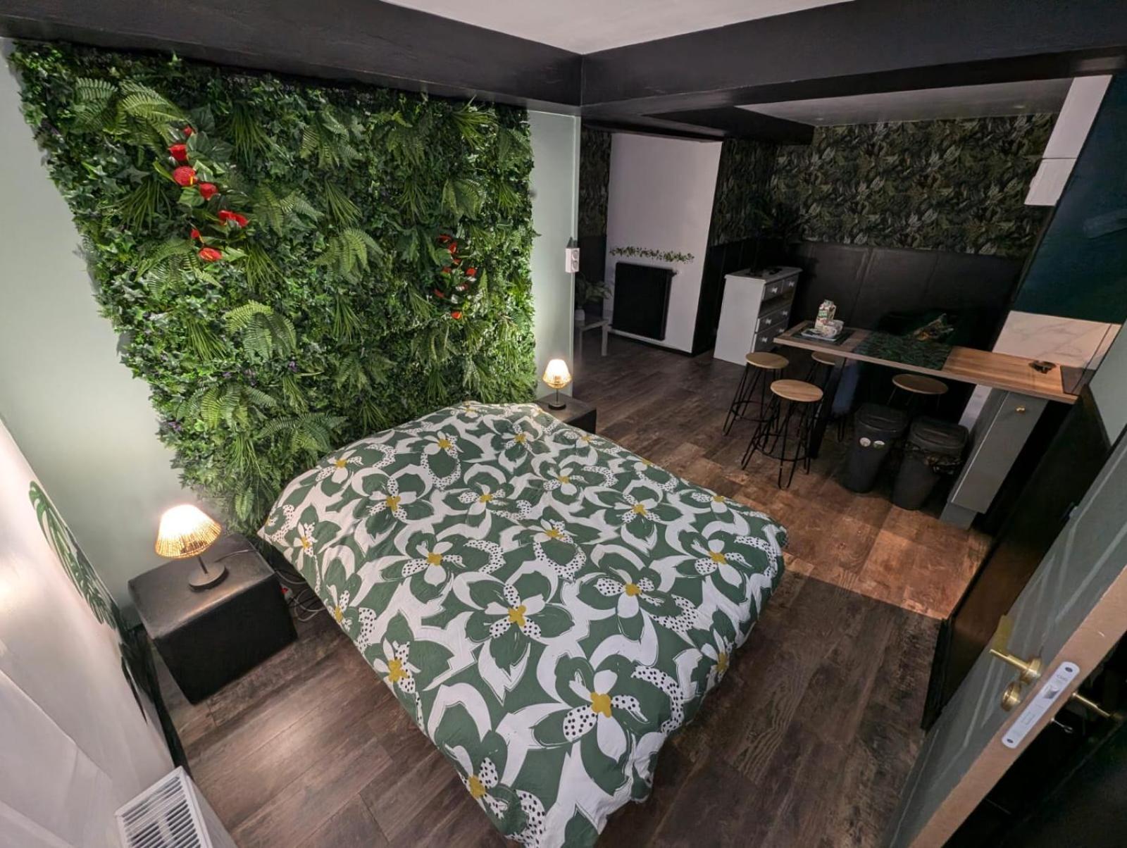 Appartement Verdoyant Au Bord Du Lac Leman Entre Evian Et Thonon Dans Une Villa Publier Exterior photo